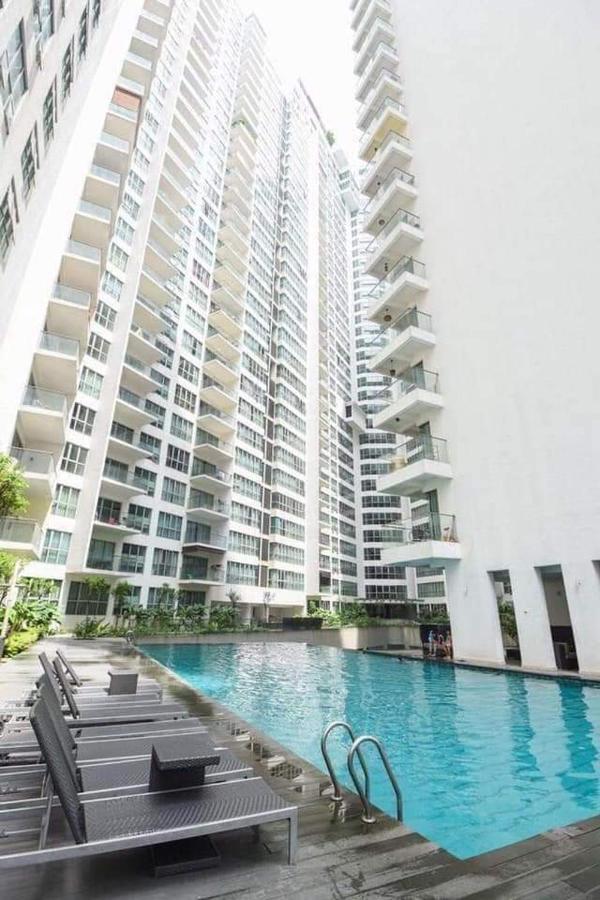 Wonderful Blue City View @Regalia Residence Kuala Lumpur Extérieur photo